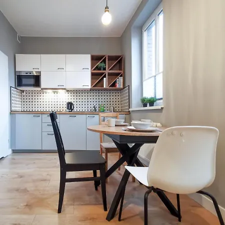 Stara Drukarnia - Typu *